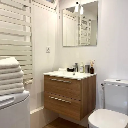 Duplex A 300m Des Plages, Restos, Commerces Saint-cyr-sur-mer Aqualand 1km
