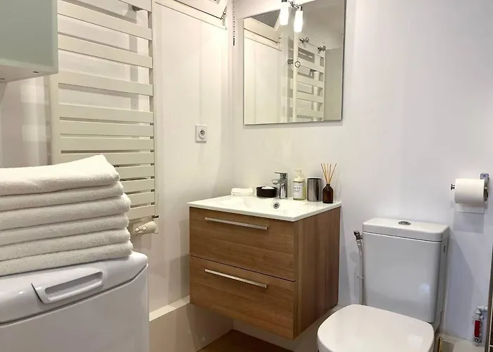 Duplex A 300m Des Plages, Restos, Commerces Saint-cyr-sur-mer Aqualand 1km